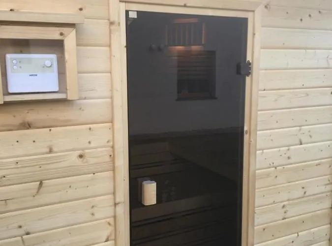 Black&white - Z Ruska Bania I Sauna Apartman *